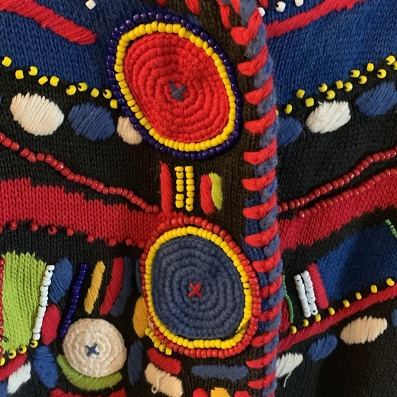 Michael Simon Red and Blue Geometric 3d cardigan - Picture 3 of 5